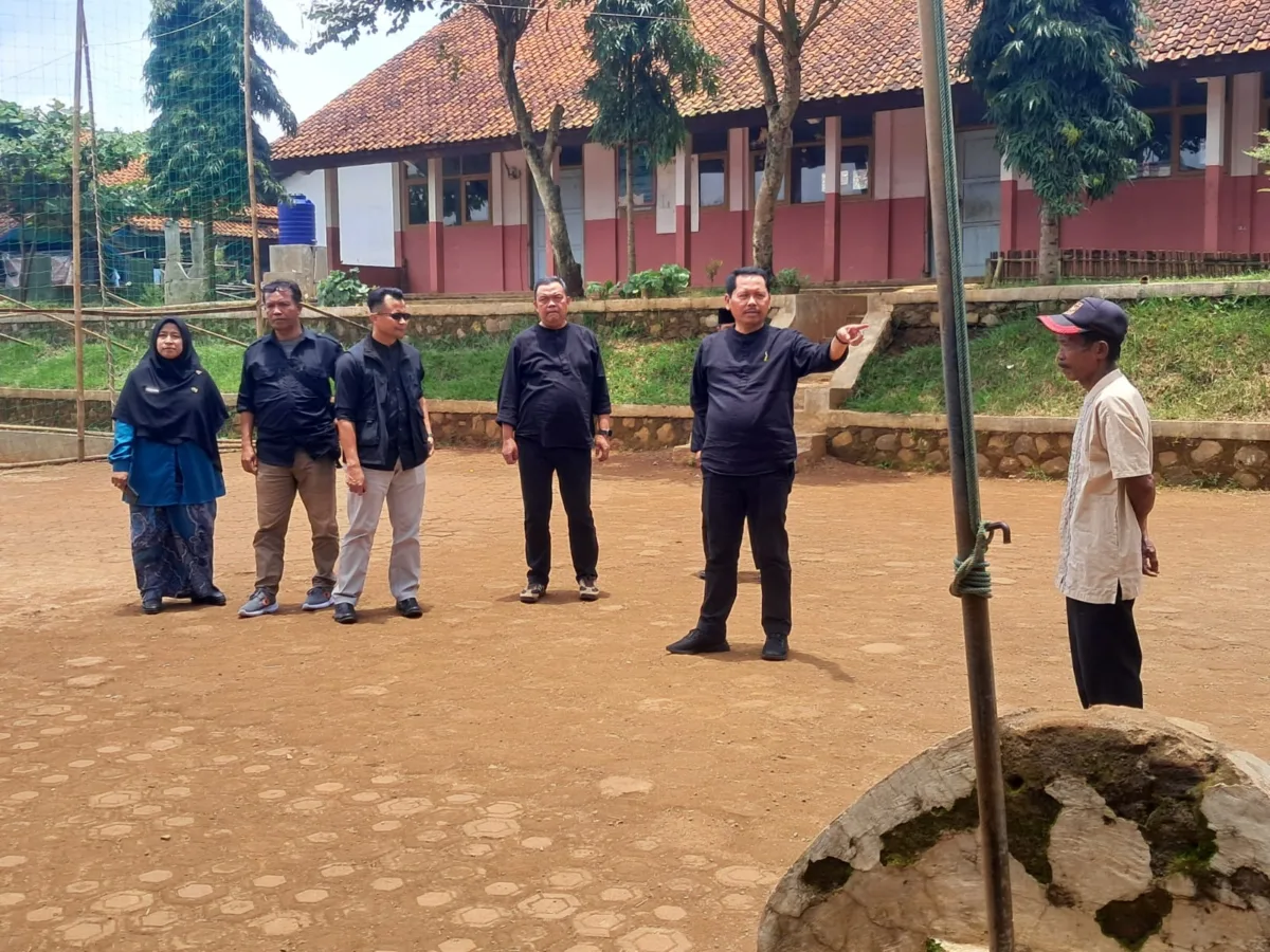 Kunjungan Kadis Pendidikan Garut ke SDN 3 Cilampuyang
